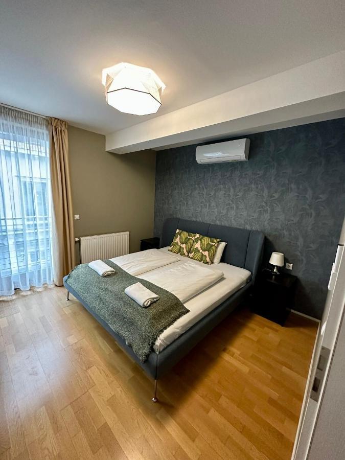 בודפשט Paulay Free Parking Luxury Design Apartman With Terazze מראה חיצוני תמונה